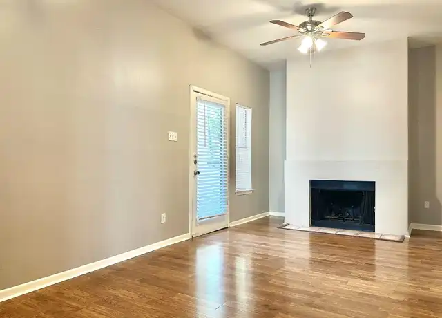Property at 712 Graham Pl #204, Austin, TX, 78705, 2 beds, 2 baths, [object Object]