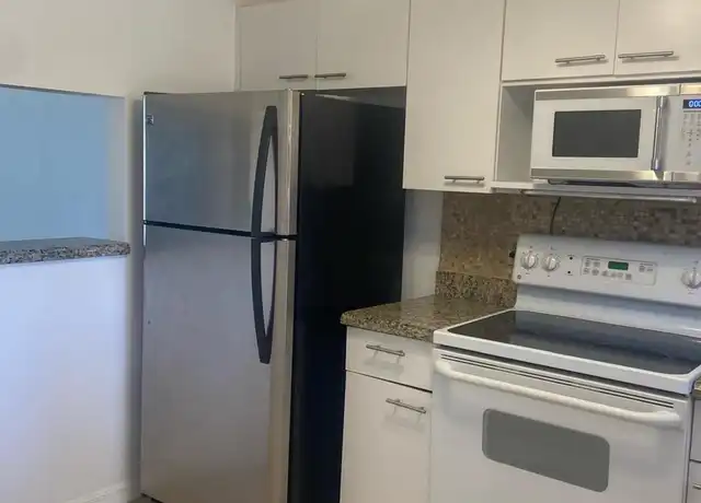 Property at 4820 Lucerne Lakes Blvd W #205, Lake Worth, FL, 33467, 1 bed, 1.5 baths, [object Object]