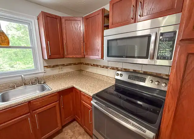 Property at 15 Trout Brook Rd, Bristol, CT, 06010, 3 beds, 1 bath, [object Object]
