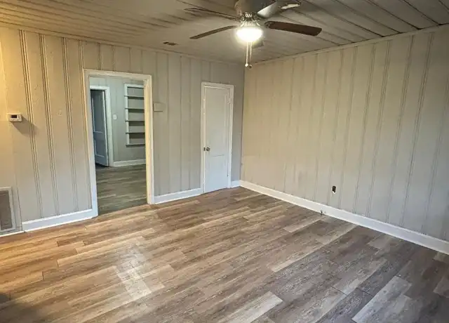 Property at 124 College Park Cir, North Little Rock, AR, 72114, 2 beds, 1 bath, [object Object]