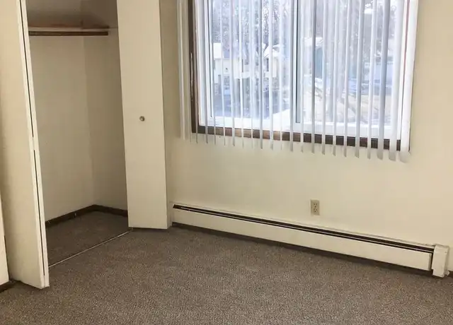 Property at 4661 Independence Ave N, Minneapolis, MN, 55428, 2 beds, 1 bath, [object Object]
