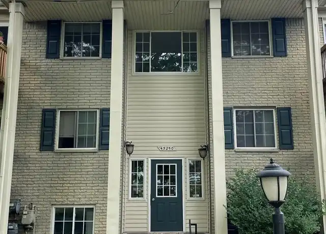 Property at 45250 Keding St, Utica, MI, 48317, 1 bed, 1 bath, [object Object]