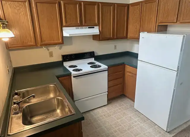 Property at 106 S 2nd St Unit 2, Watertown, WI, 53094, 0 beds, 1 bath, [object Object]