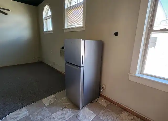 Property at 106 S 2nd St Unit 2, Watertown, WI, 53094, 0 beds, 1 bath, [object Object]