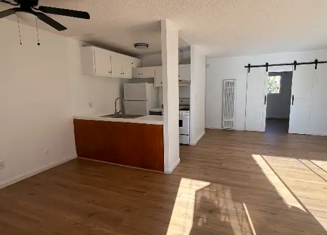 Property at 1542 Hi Point St Unit 7, Los Angeles, CA, 90035, 1 bed, 1 bath, [object Object]