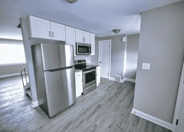 Property at Townhomes on Englewood - 626 Englewood Ave, Buffalo, NY, 14223, 2 beds, 1 bath, [object Object]