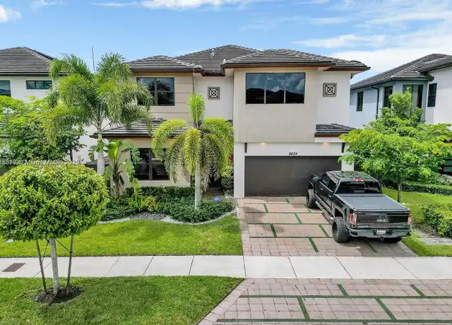 Property at 8824 NW 154th Ter, Hialeah, FL, 33018, 5 beds, 3.5 baths, [object Object]