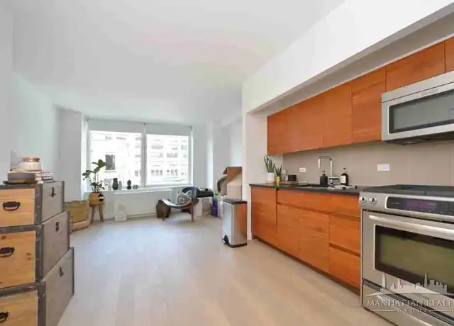 Property at 550 W 45th St Unit 728, New York, NY, 10036, 3 beds, 2 baths, [object Object]