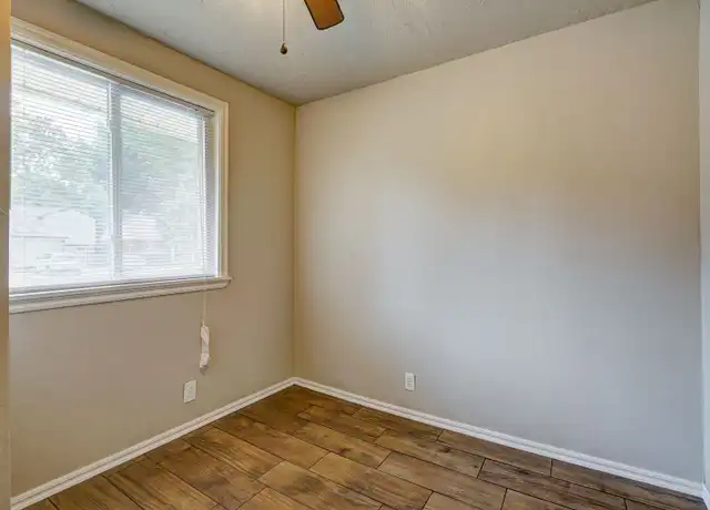 Property at 440 Elm Ave Unit 1, Norman, OK, 73069, 3 beds, 1 bath, [object Object]