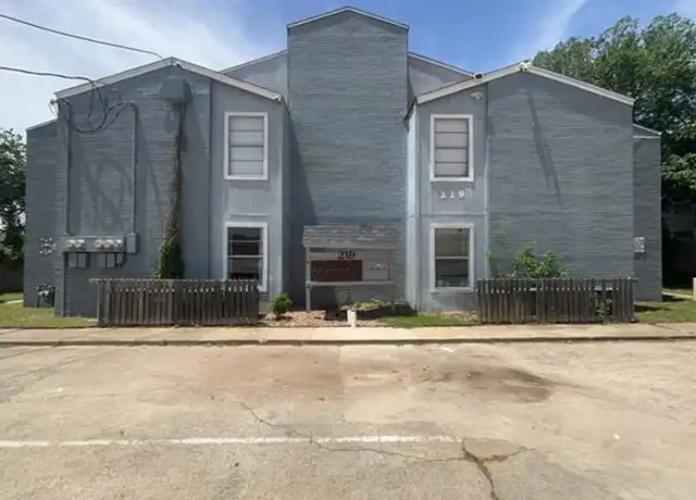 Property at 219 Fry St #1, Denton, TX, 76201, 2 beds, 1 bath, [object Object]