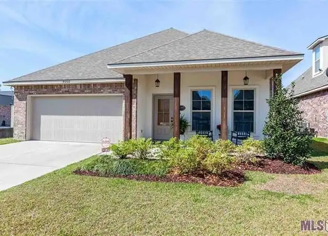 Property at 9068 Falling Oak Dr, Baton Rouge, LA, 70817, 4 beds, 2 baths, [object Object]