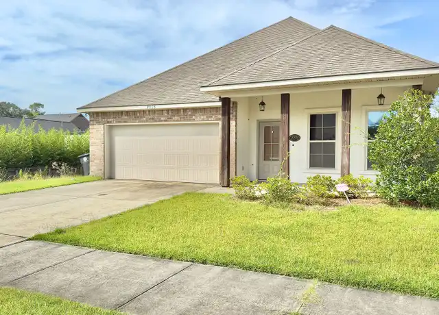 Property at 9068 Falling Oak Dr, Baton Rouge, LA, 70817, 4 beds, 2 baths, [object Object]