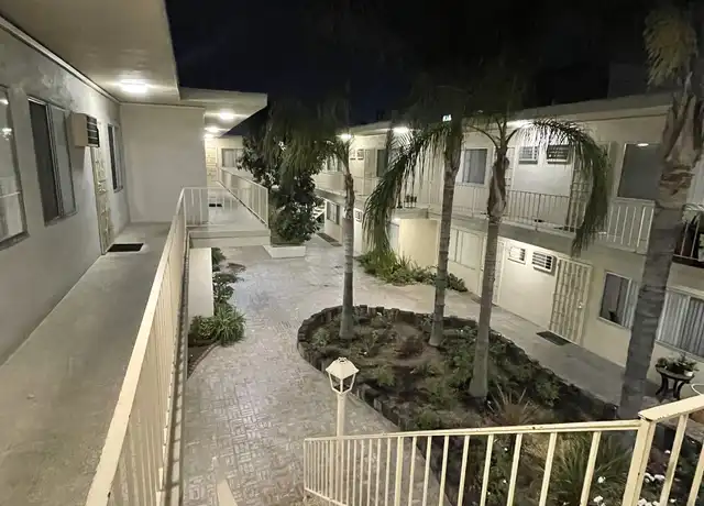 Property at 1712 N Kingsley Dr Unit 202, Los Angeles, CA, 90027, 1 bed, 1 bath, [object Object]