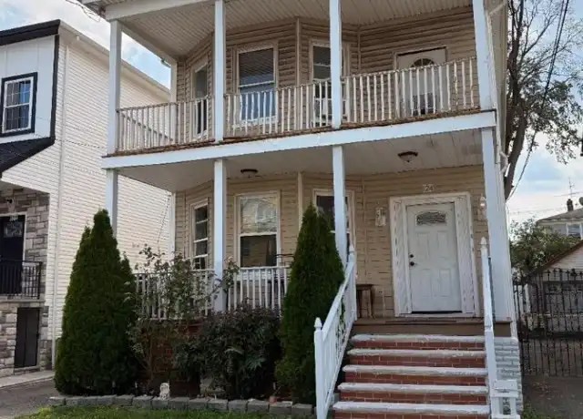 Property at 124 Alton St Unit 2, Elizabeth, NJ, 07202, 3 beds, 1 bath, [object Object]