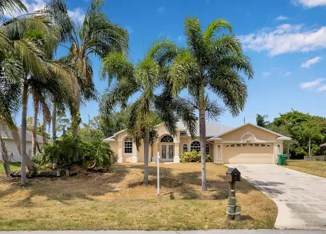 Property at 513 SE Cliff Rd, Port Saint Lucie, FL, 34984, 4 beds, 2 baths, [object Object]