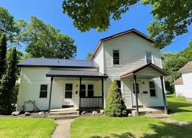 Property at 43 Union St Unit Upper, Gowanda, NY, 14070, 2 beds, 1.5 baths, [object Object]