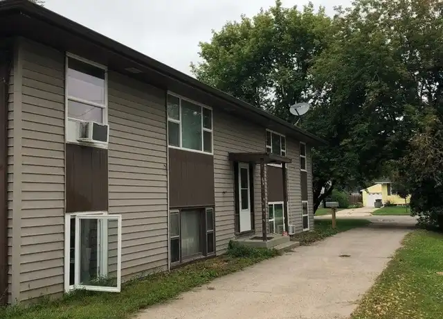 Property at 1317 3rd Ave N Unit 2, Moorhead, MN, 56560, 2 beds, 1 bath, [object Object]
