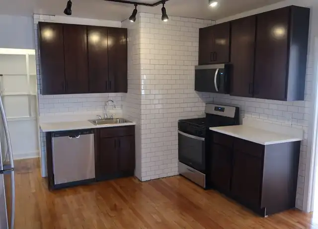 Property at 4719 N Kasson Ave, Chicago, IL, 60630, 2 beds, 1 bath, [object Object]