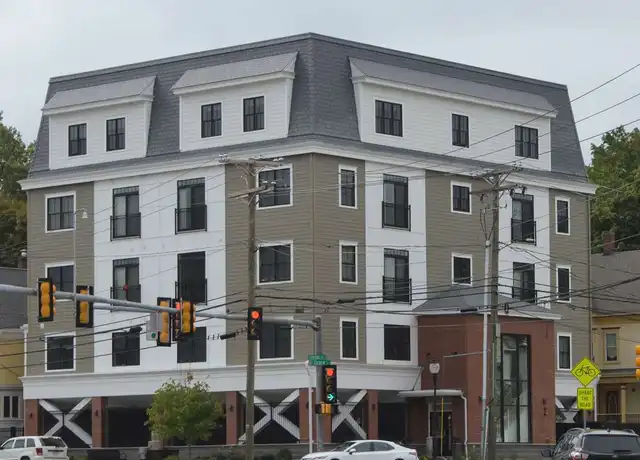 Property at 2 Silver St Unit 13, Dover, NH, 03820, 2 beds, 1 bath, [object Object]