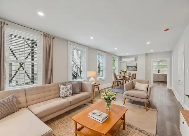 Property at 121 E Washington St Unit 1, West Chester, PA, 19380, 2 beds, 1 bath, [object Object]