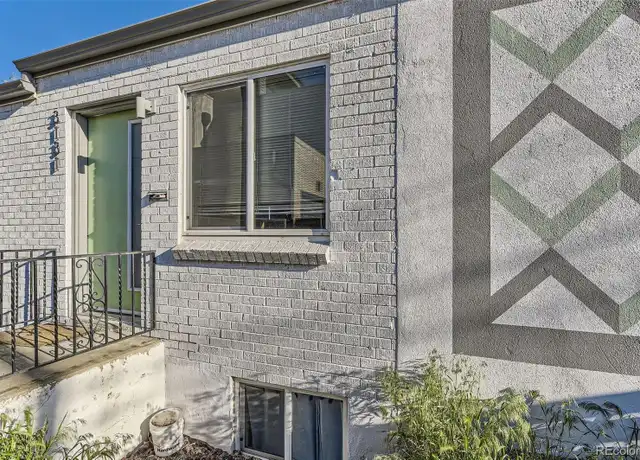 Property at 3131 N Saint Paul St, Denver, CO, 80205, 1 bed, 1 bath, [object Object]