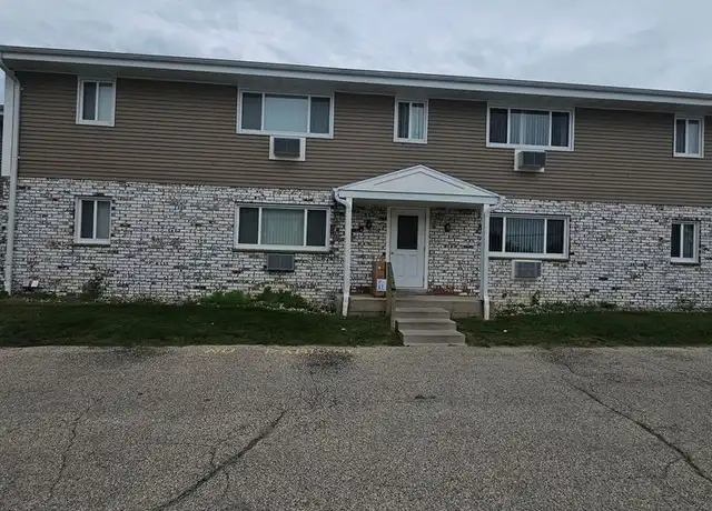 Property at 851 Eastern Ave Unit 8 Upper, West Bend, WI, 53095, 1 bed, 1 bath, [object Object]