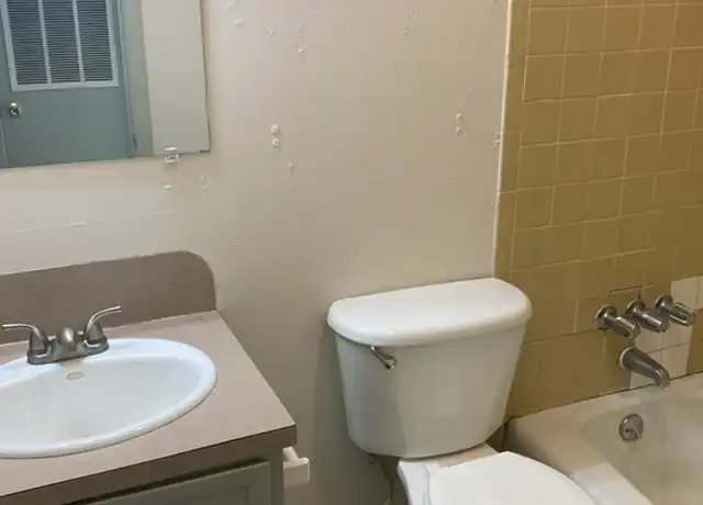 Property at 248 Steele Blvd Unit 4, Baton Rouge, LA, 70806, 1 bed, 1 bath, [object Object]