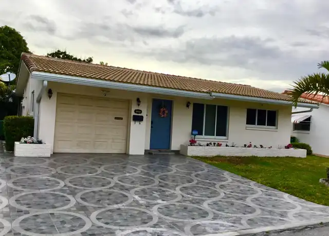 Property at 4915 NW 52nd Ct, Tamarac, FL, 33319, 2 beds, 2.5 baths, [object Object]