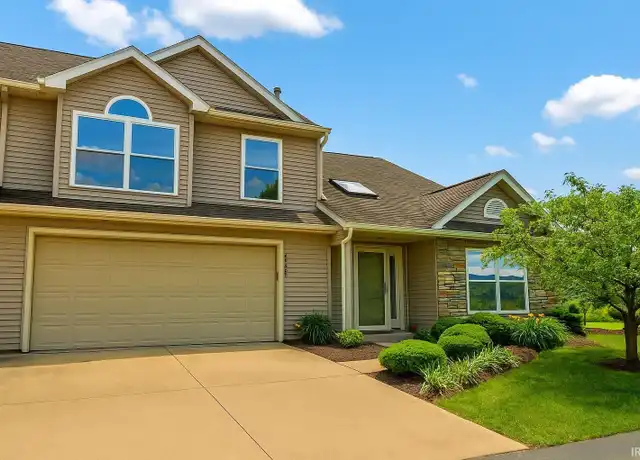 Property at 9925 Oak Trail Rd, Fort Wayne, IN, 46825, 2 beds, 2.5 baths, [object Object]