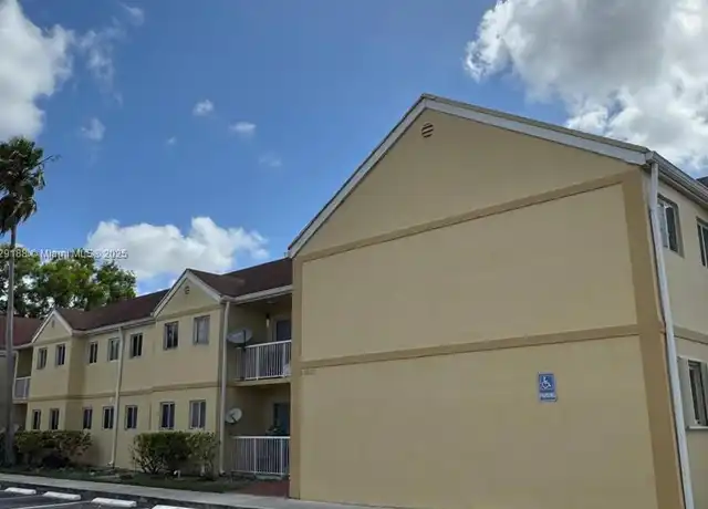 Property at 13810 SW 112th St #208, Miami, FL, 33186, 1 bed, 1 bath, [object Object]