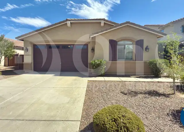 Property at 2749 E Rakestraw Ln, Gilbert, AZ, 85298, 4 beds, 2 baths, [object Object]