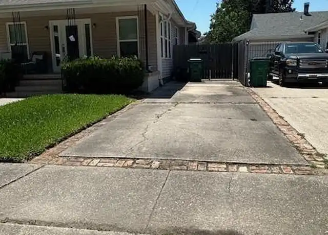 Property at 226 Metairie Lawn Dr, Metairie, LA, 70001, 2 beds, 1 bath, [object Object]
