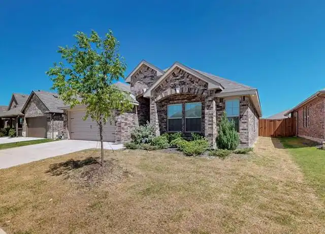 Property at 912 Madeline Ln, Cleburne, TX, 76033, 3 beds, 2 baths, [object Object]