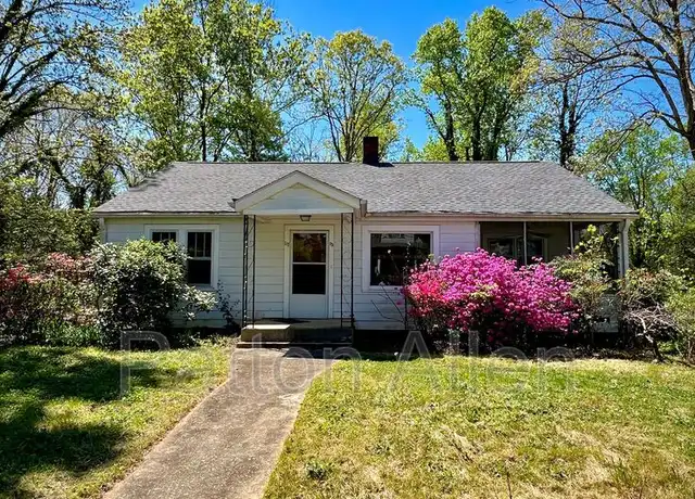Property at 117 Raleigh Rd, Asheville, NC, 28803, 3 beds, 1 bath, [object Object]