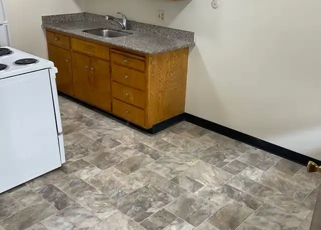 Property at 2124 Blake St Unit 04, Berkeley, CA, 94704, 2 beds, 1 bath, [object Object]