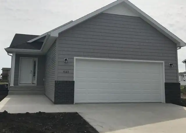 Property at 4123 14th Ave S, Moorhead, MN, 56560, 4 beds, 3 baths, [object Object]