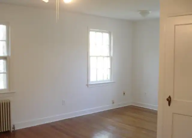 Property at 816 Greenwood Cir Unit 5, Takoma Park, MD, 20912, 1 bed, 1 bath, [object Object]