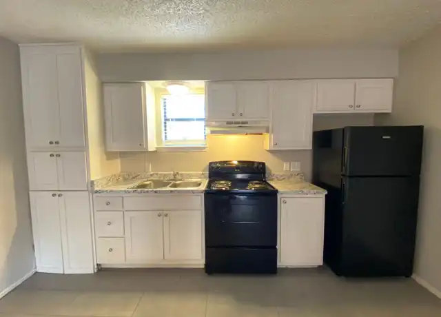 Property at 2909 San Antonio St Unit 5 DOWN, San Angelo, TX, 76901, 2 beds, 1 bath, [object Object]