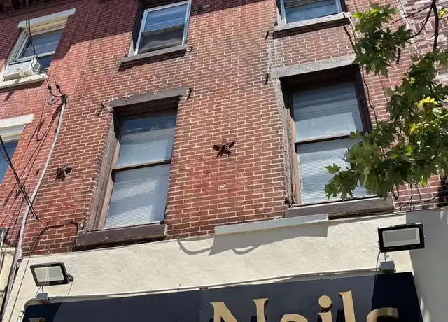 Property at 337 W Girard Ave, Philadelphia, PA, 19122, 4 beds, 2 baths, [object Object]