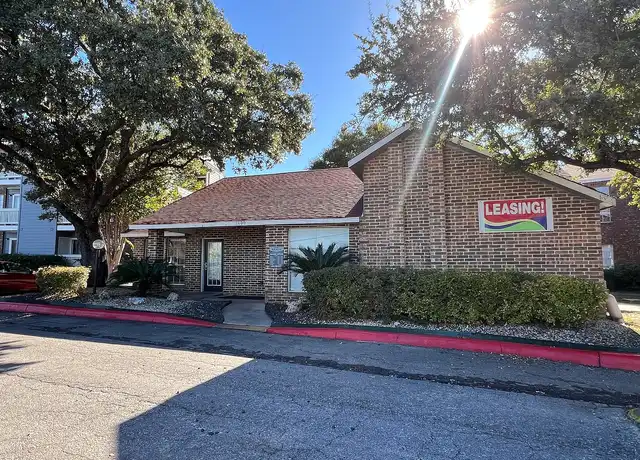 Property at 1400 North Apartments - 1400 Gardina St, San Antonio, TX, 78201, 1 bed, 1 bath, [object Object]