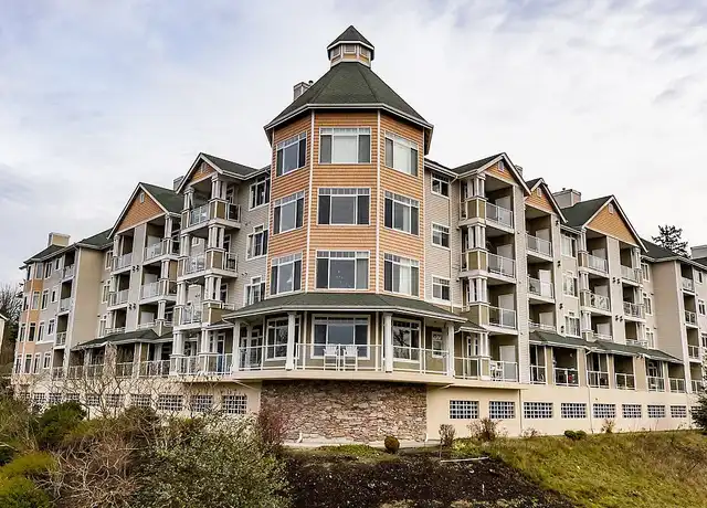 Property at Pinnacle on Lake Washington - 1400 Lake Washington Blvd N, Renton, WA, 98056, 2 beds, 2 baths, [object Object]