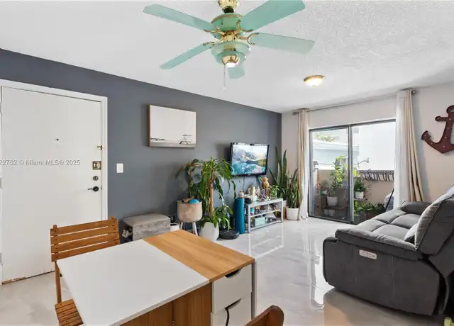 Property at 7915 Harding Ave #4, Miami Beach, FL, 33141, 1 bed, 1.5 baths, [object Object]