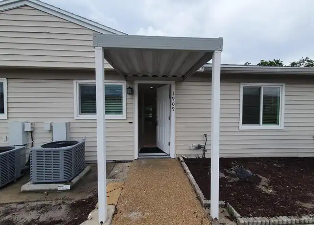 Property at 1909 Orange Boulevard Way, Palm Harbor, FL, 34683, 2 beds, 2 baths, [object Object]