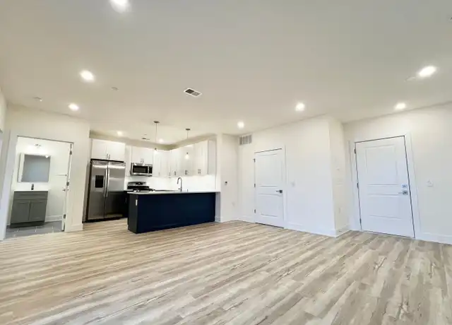 Property at 1148 N 2nd St, Philadelphia, PA, 19123, 2 beds, 2 baths, [object Object]