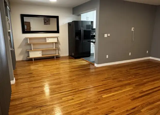Property at 103 S Hayworth Ave Unit 3, Los Angeles, CA, 90048, 2 beds, 2 baths, [object Object]