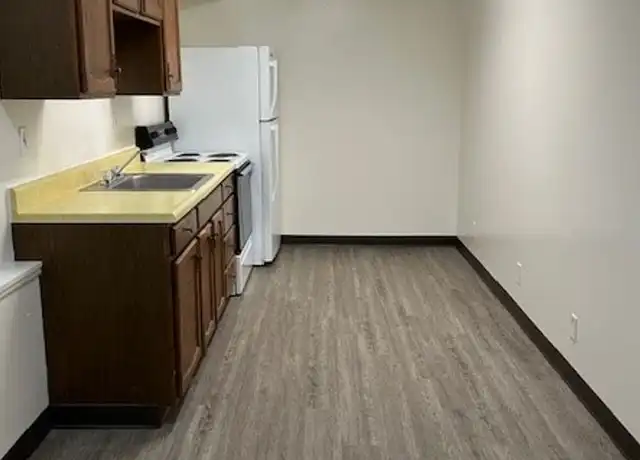 Property at 2202 Broadway St Unit 06, Granger, IA, 50109, 1 bed, 1 bath, [object Object]