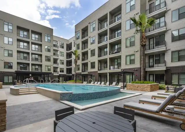 Property at 556 W 19th St Unit A5-19, Houston, TX, 77008, 1 bed, 1 bath, [object Object]