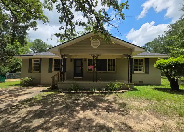 Property at 1704 N Cleveland St, Albany, GA, 31701, 3 beds, 1 bath, [object Object]
