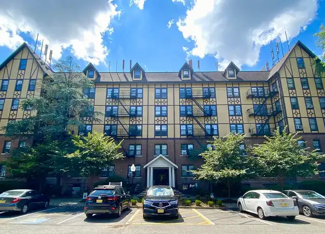 Property at Hillside Gardens Apartment Homes - 304 Hillside Ave, Nutley, NJ, 07110, 1 bed, 1 bath, [object Object]