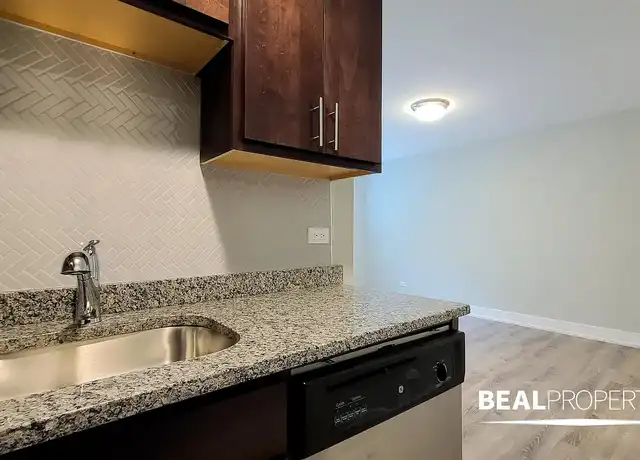 Property at 530 W Surf St, Chicago, IL, 60657, 0 beds, 1 bath, [object Object]